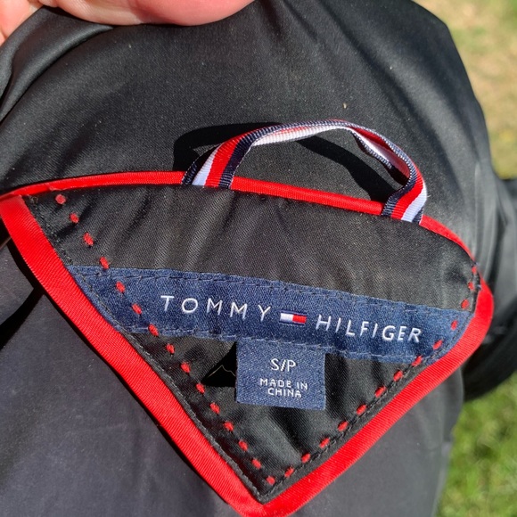 Tommy Hilfiger - Picture 7 of 7